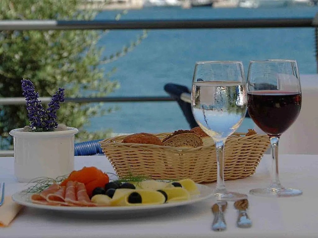 Isabella Castle Apartment Porec